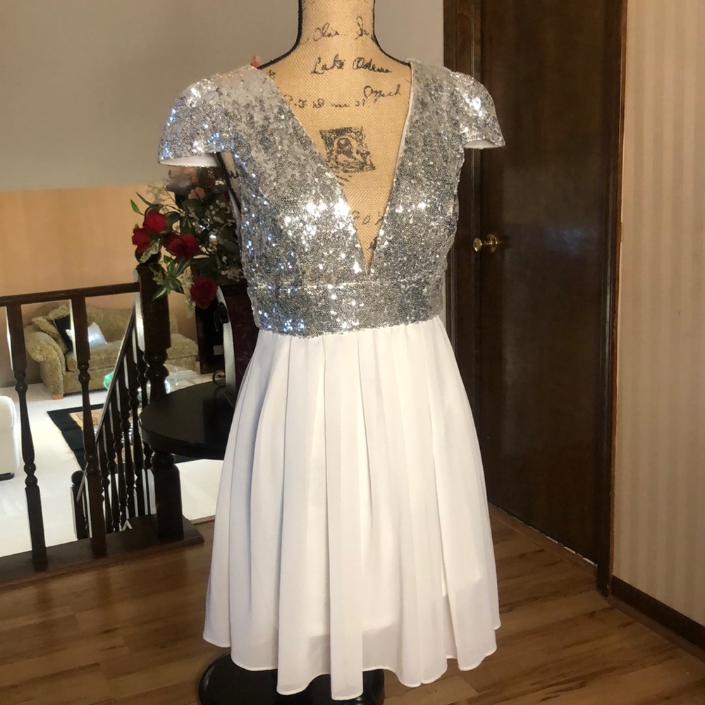 White & Silver Dress - Picture 2 of 4